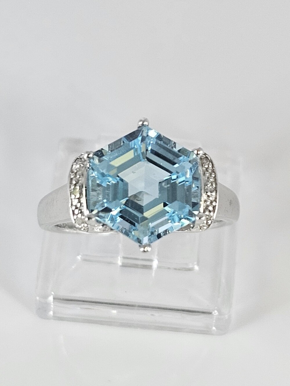 Natural Blue Aquamarine & Diamond Ring Sterling Silver Rhodium Overlay Sz 7!